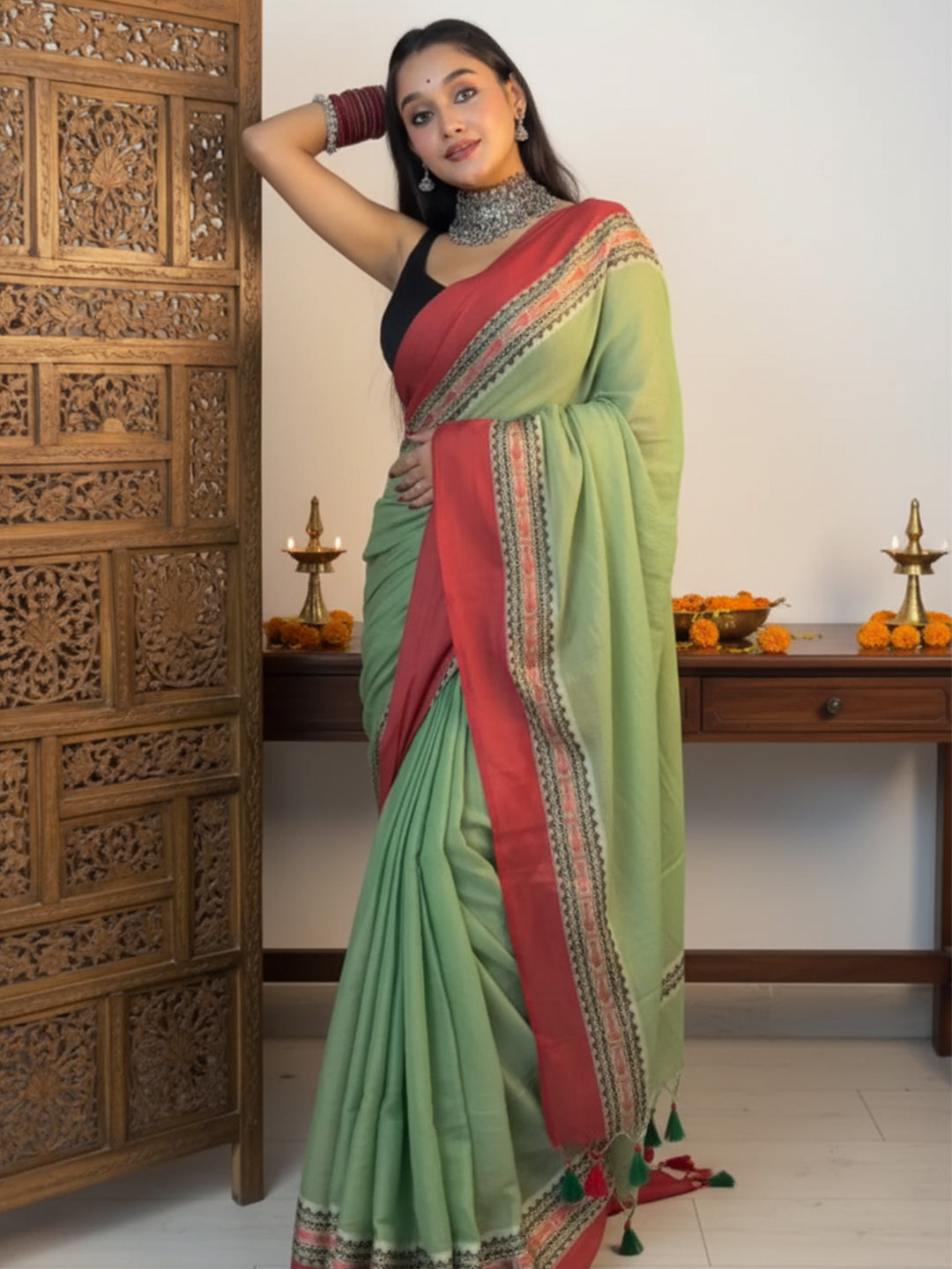 Green & Maroon Cotton Solid Saree For Women